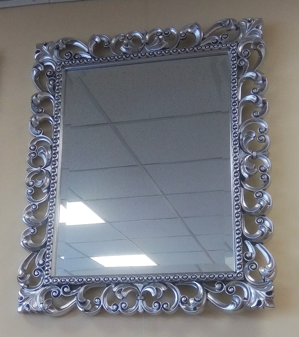 Зеркало в серебряном резном багете.jpg