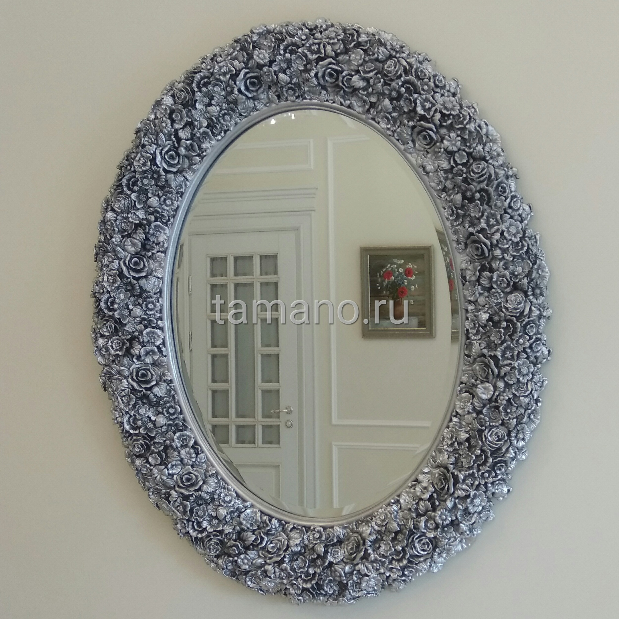 Овальное зеркало в шикарной раме с цветами Орнелла черненое серебро