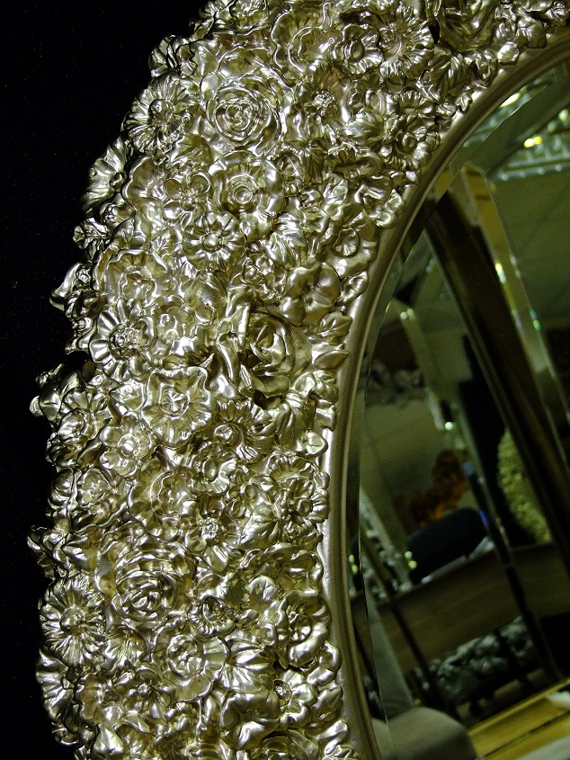 Зеркало интерьерное овальное, Орнелла золото, ширина 90см высота 110см фото рамы
