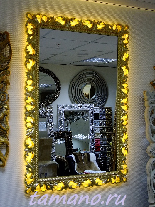 Зеркало в раме с боковой подсветкой, арт. П007 золото, ширина 70см высота 90см.JPG