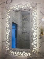Зеркало с подсветкой в эксклюзивном резном багете любого размера и цвета на заказ ZS231 Эксклюзив