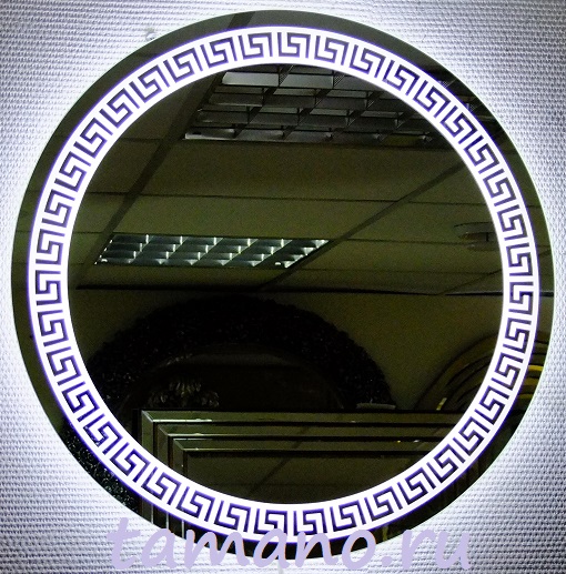 Круглое зеркало с внутренней посветкой S755, D 60см фото в темноте.JPG