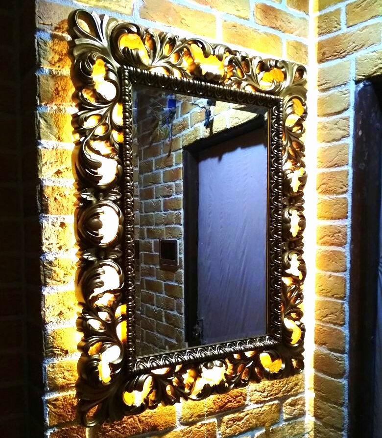 Зеркало в золотой резной раме с подсветкой в Тамано.ру