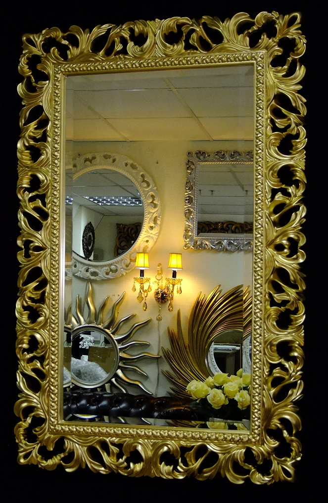 Купить в интернете дизайнерское зеркало в золотой резной раме Виола