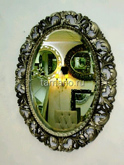 Овальное зеркало в резной раме Джулия венге шампань, 74см х 94см