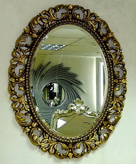 Овальное зеркало в резной раме Джулия чернёное золото, 74см х 94см